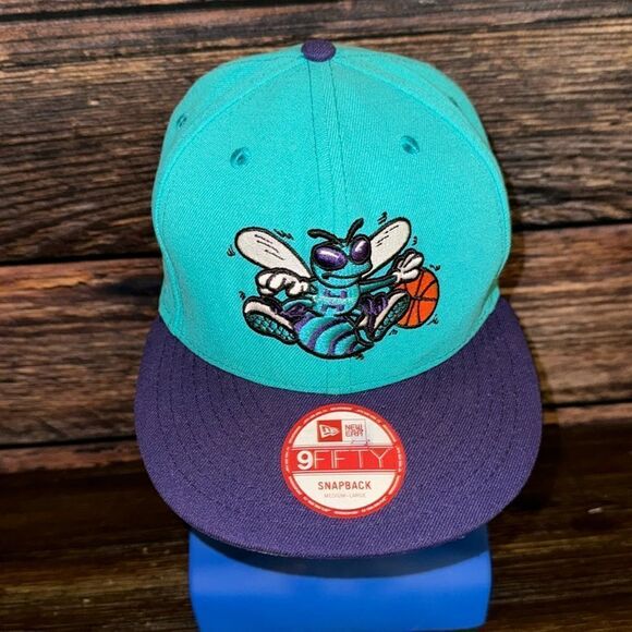 New Era Teal/Purple Med/Large Charlotte Hornets 🐝 Hat - Picture 1 of 8